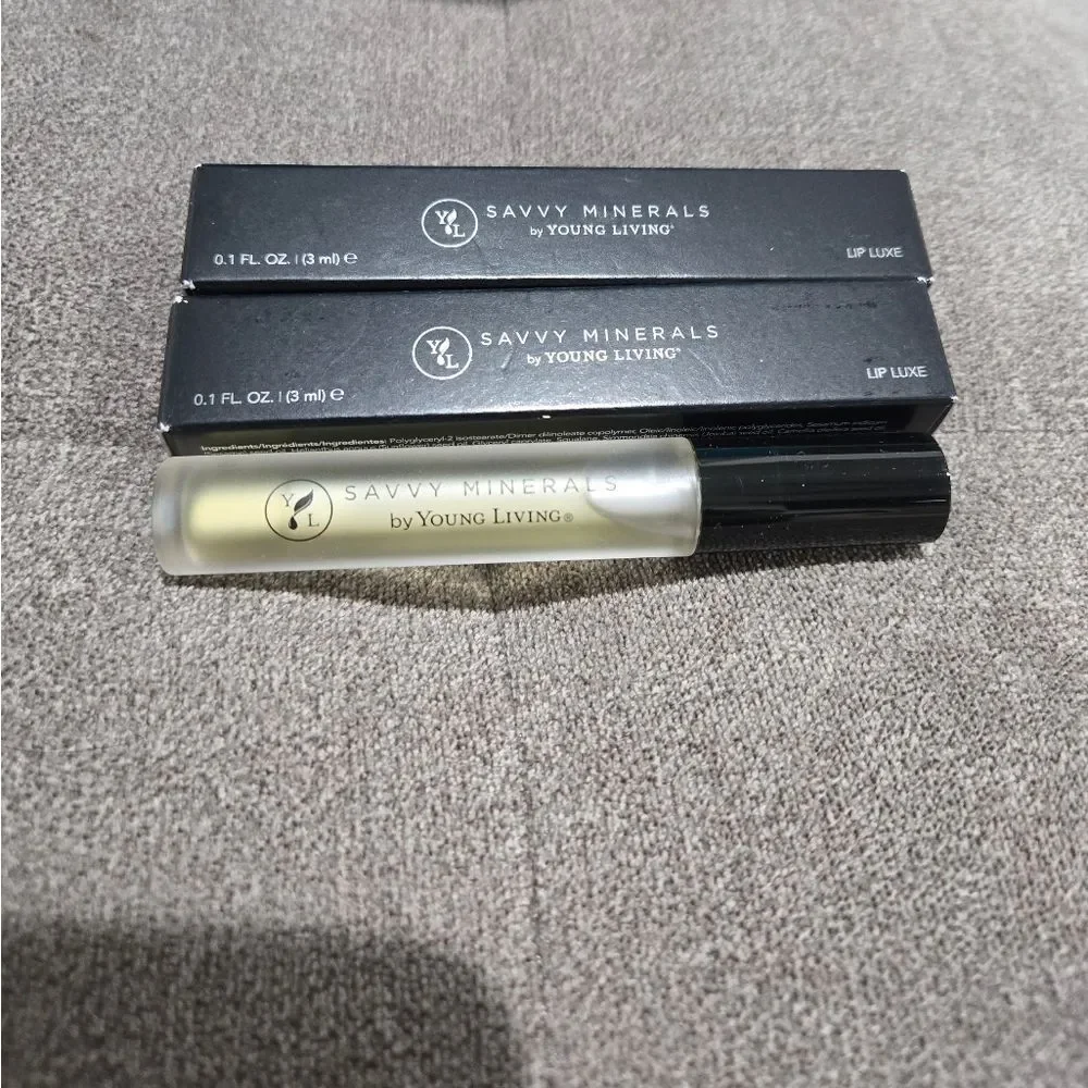 Young Living Savvy Minerals Lip‎ Luxe EACH